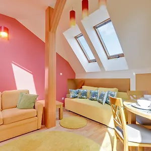 Lion - Avocado Apartament