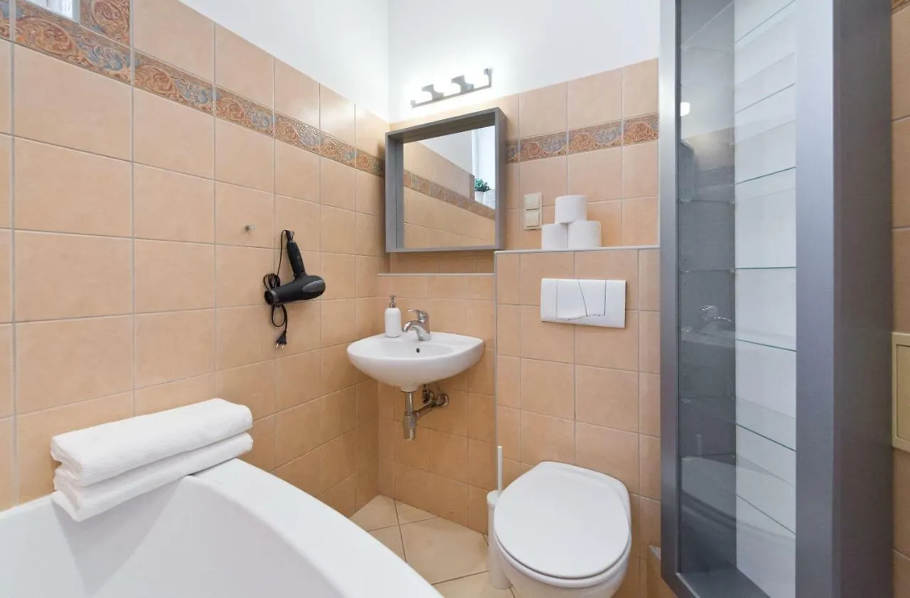 Pulse Centre Apartment 600M Beach Sopot Poland